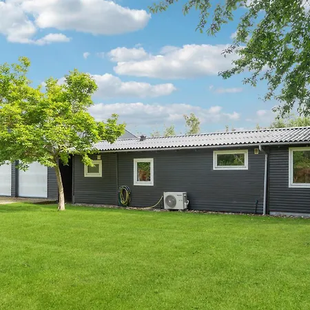 2 Bedroom Stunning In