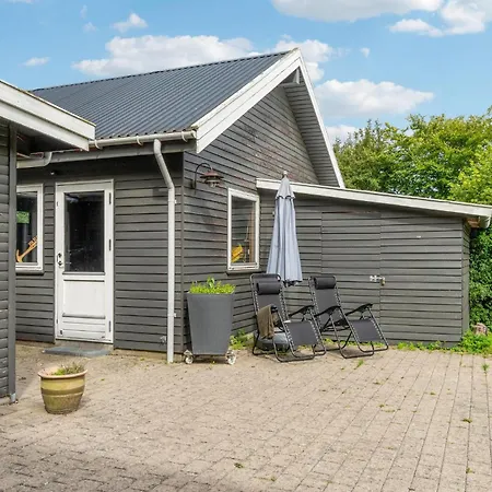 2 Bedroom Stunning In * Jægerspris