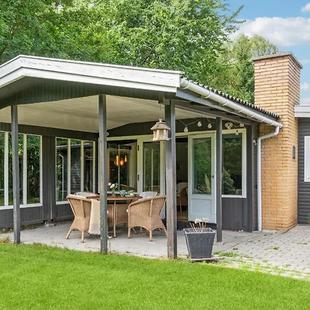 Holiday home 2 Bedroom Stunning In
