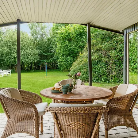 Holiday home 2 Bedroom Stunning In Jaegerspris